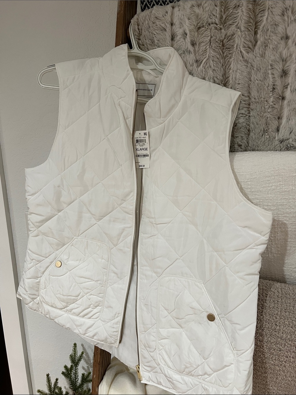 Charter Club White Quilted Sleeveless Vest NWT ❤️